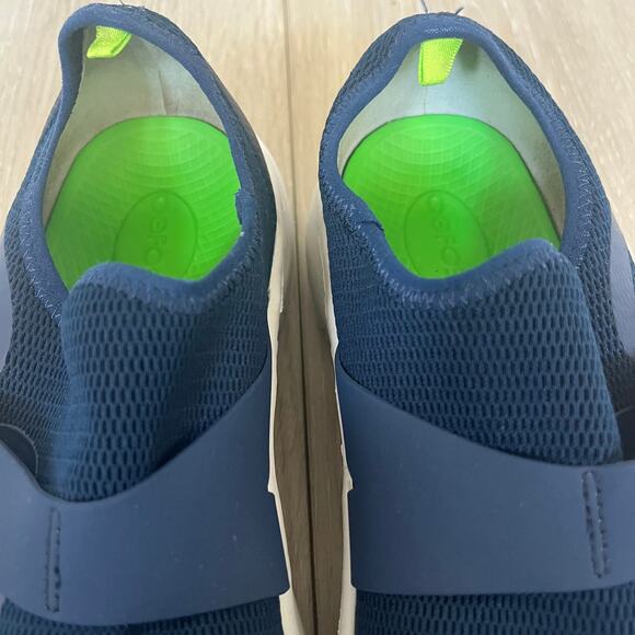 OOFOS OOmg Low Recovery Shoe Men's 8 / 41 Navy Blue Mesh Slip On - Picture 5 of 9